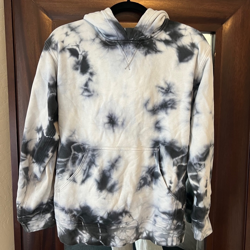 Lululemon tie-dye hoodie